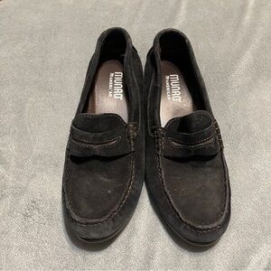 Munro Black Suede Women’s Loafers